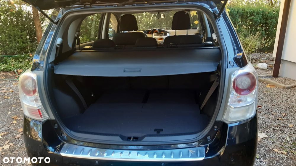 Toyota Verso 1.8 Sol 7os - 22