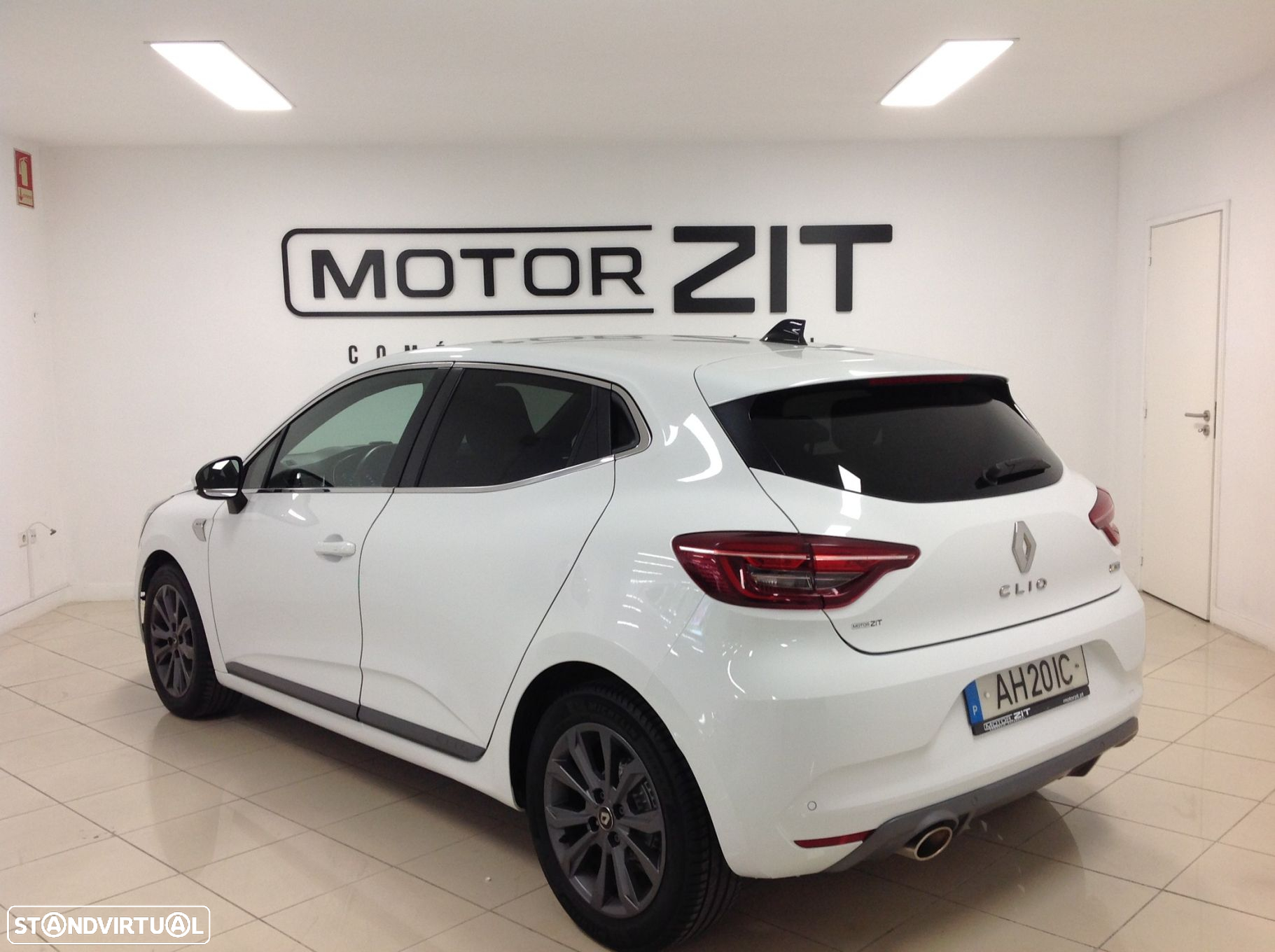 Renault Clio 1.0 TCe RS Line - 8