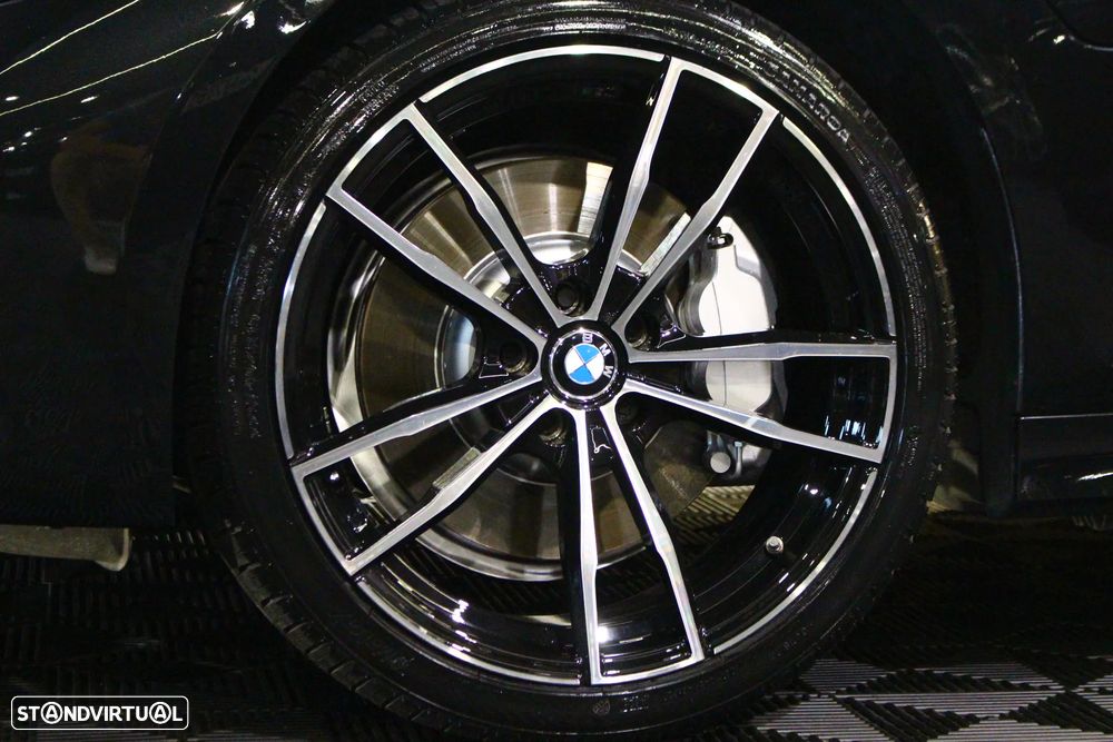 BMW 330 e Auto - 4