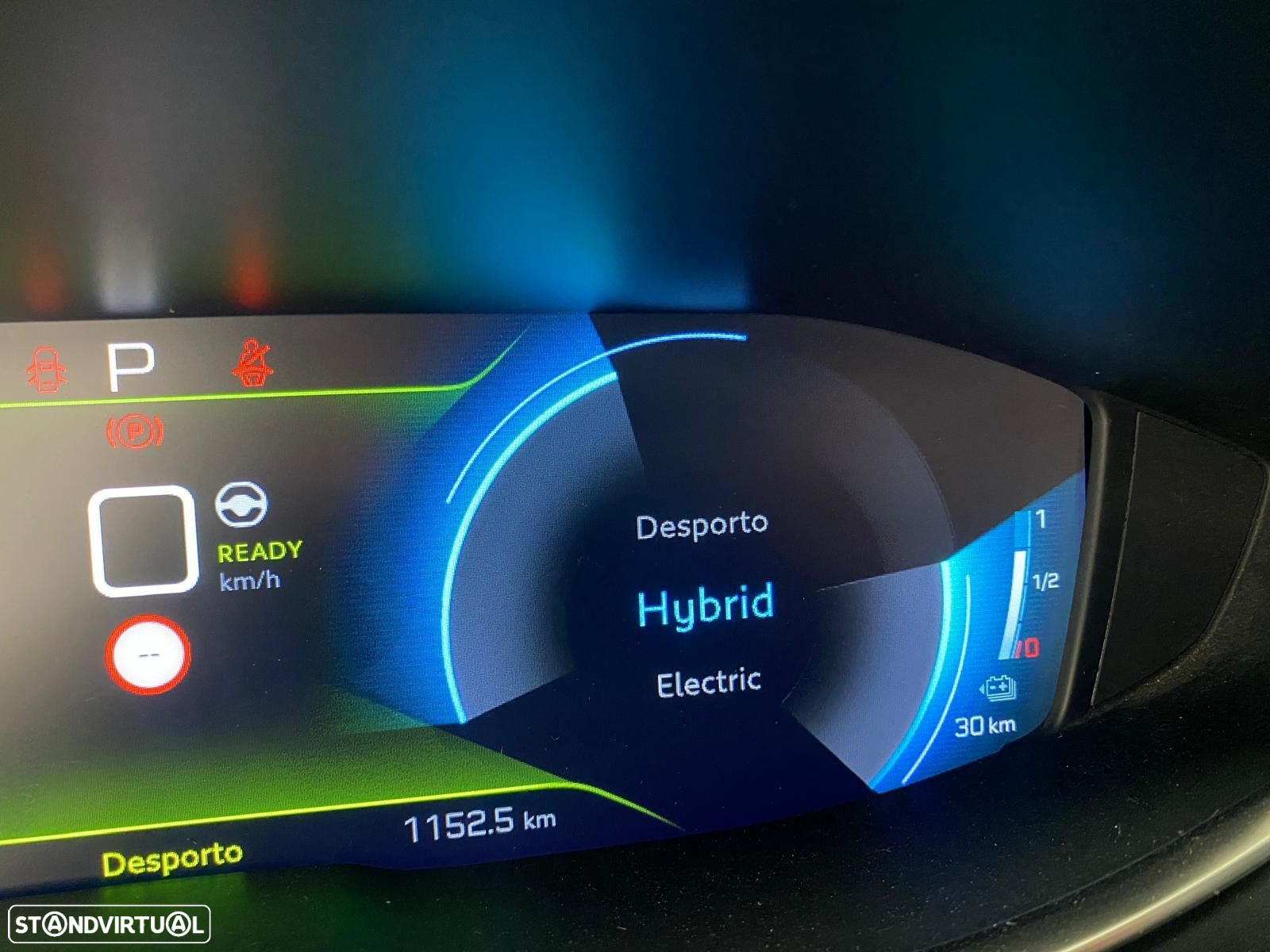 Peugeot 3008 1.6 Hybrid GT Line e-EAT8 - 33
