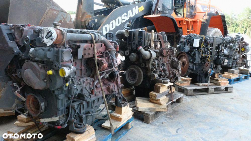 Silnik liebherr D934S  silnik w całości lub na części silnik nie odpalany - 4