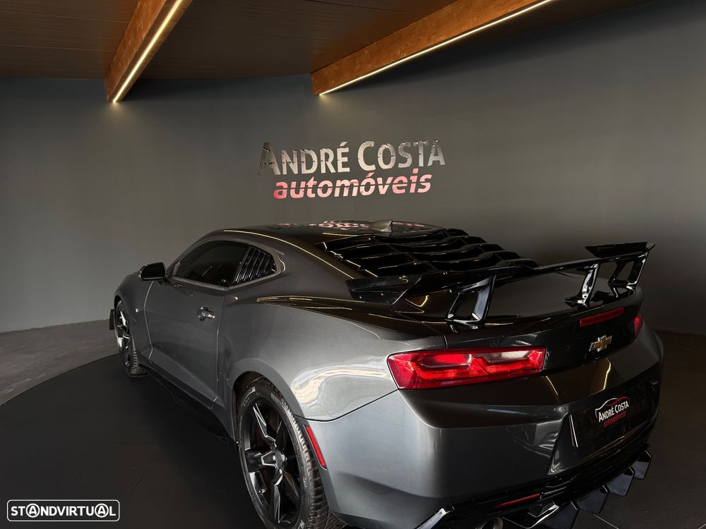 Chevrolet Camaro - 4