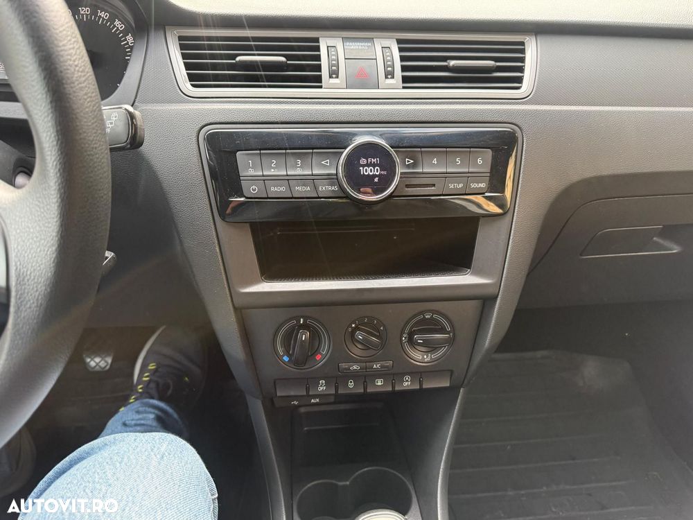 Skoda RAPID - 7