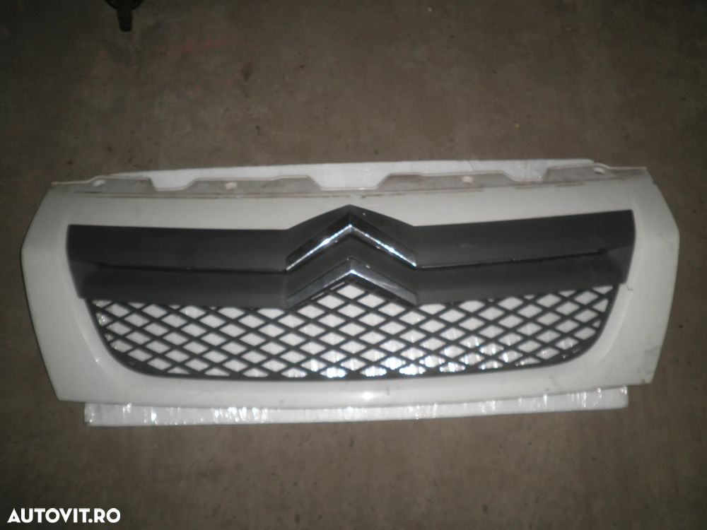 Grila fata Citroen Jumper 2012 1308069070