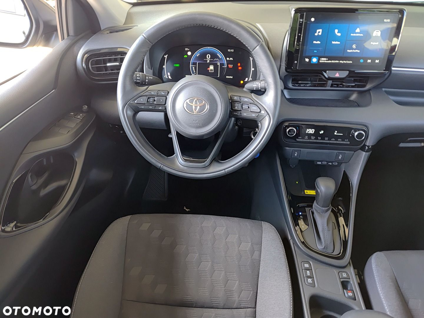 Toyota Yaris - 12