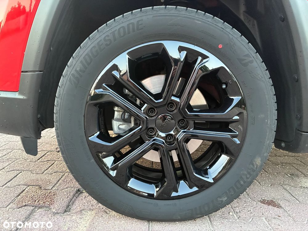 Jeep Compass 1.5 GSE T4 48V e-Hybrid Automatik Night Eagle - 13