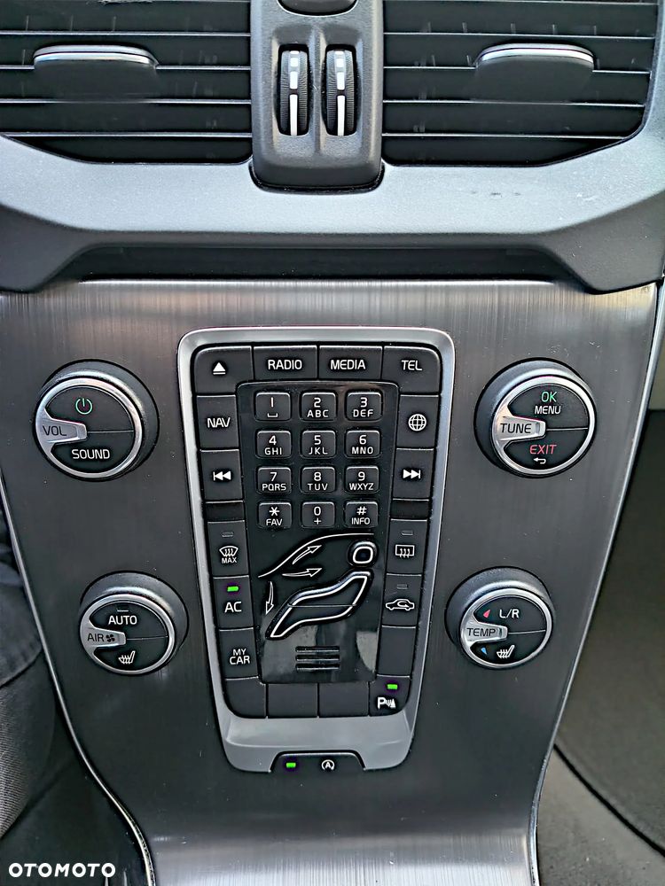 Volvo V40 D2 Kinetic - 16