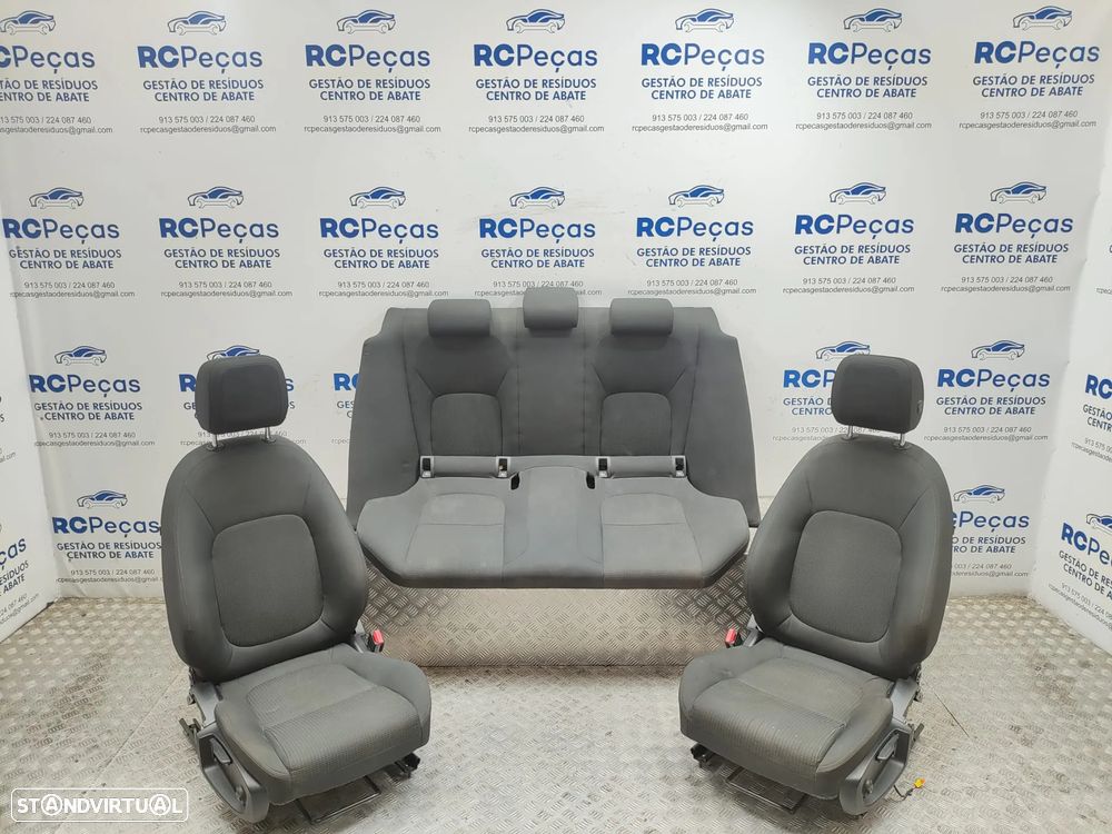 Conjunto de bancos em tecido Jaguar XE X760 elétricos - 14