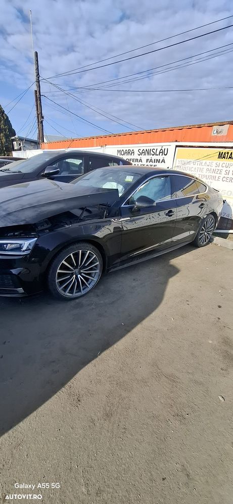 Dezmembrez Audi A5 - 1