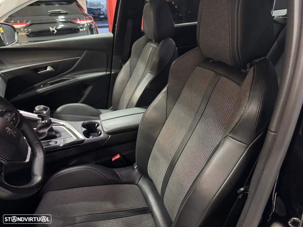 Peugeot 5008 1.5 BlueHDi Allure Pack - 27