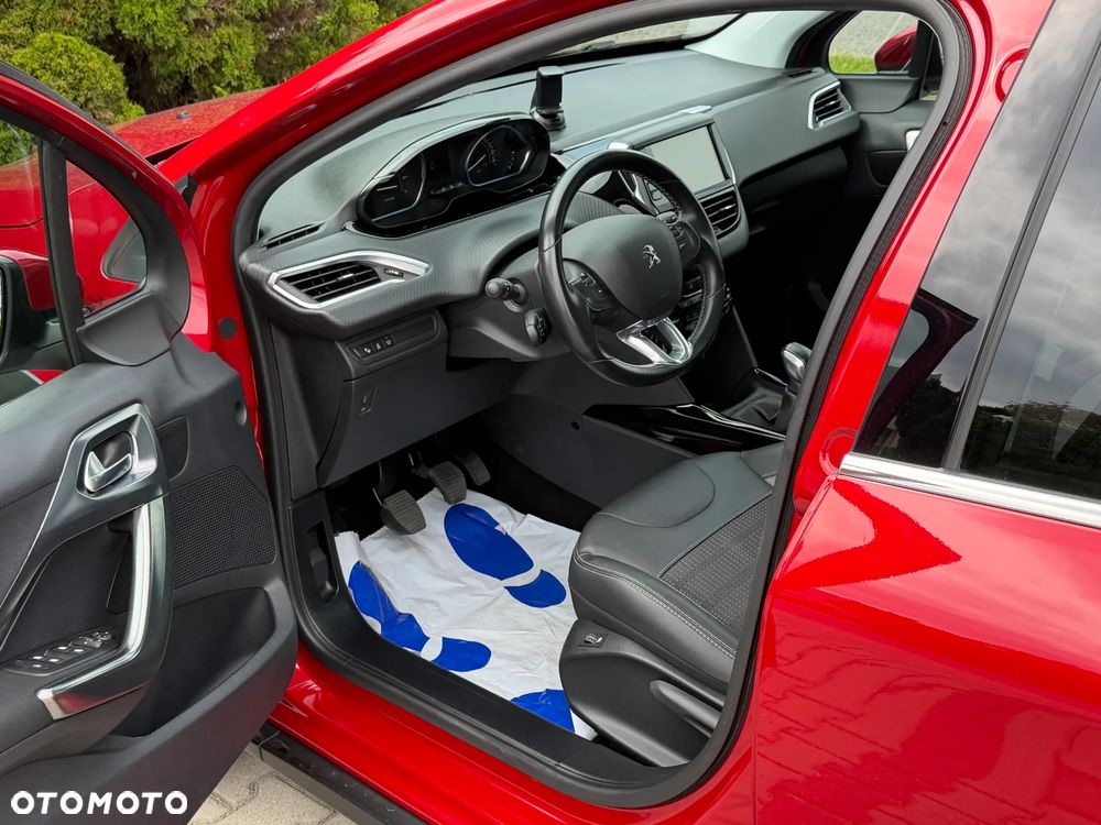 Peugeot 2008 PureTech 110 Stop&Start Allure - 14