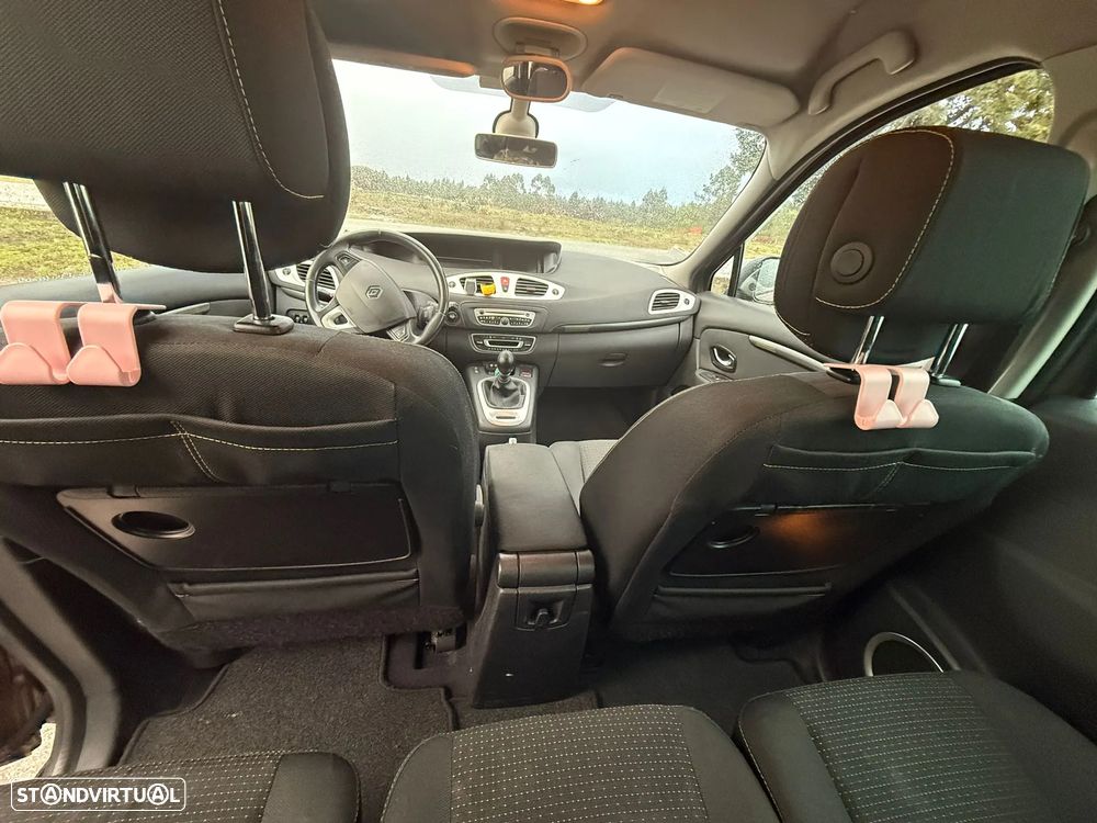 Renault Scénic 1.5 dCi Dynamique S - 22