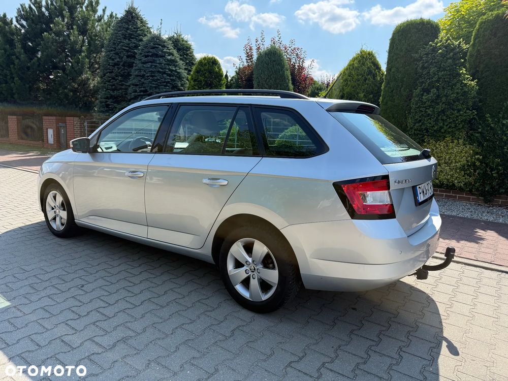 Skoda Fabia 1.2 TSI Drive - 4