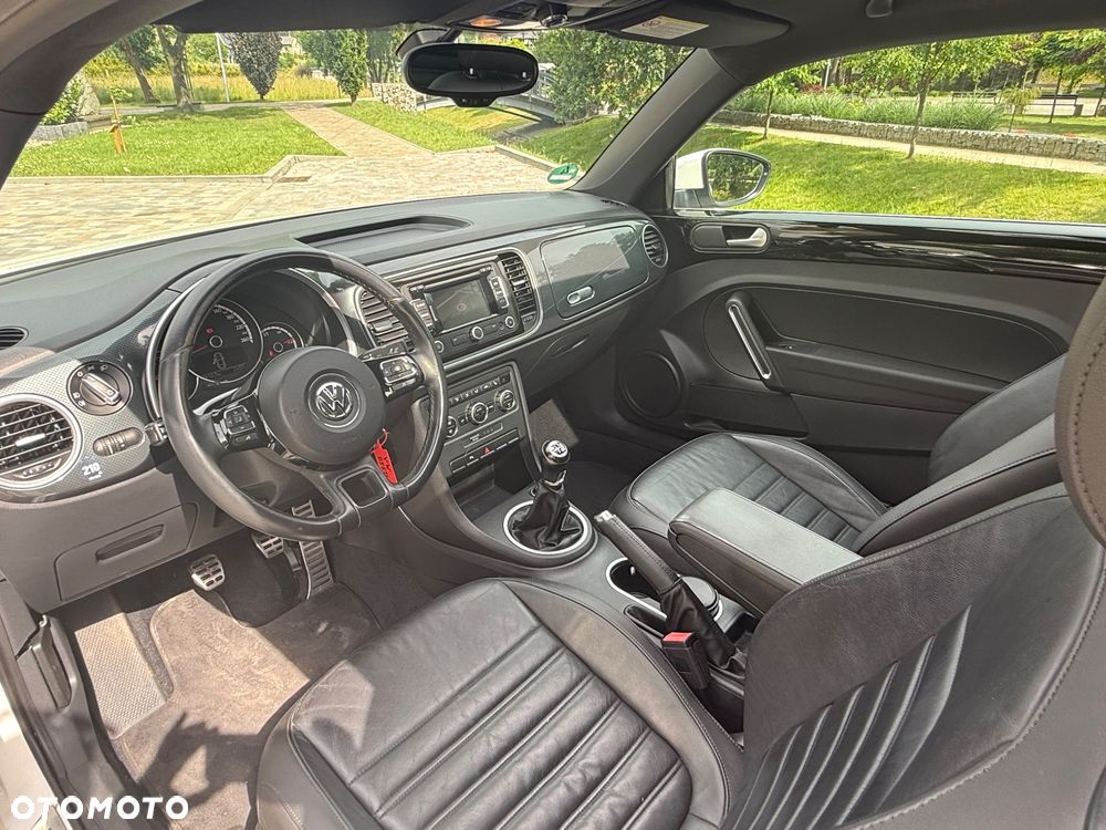 Volkswagen Beetle 2.0 TDI DPF Sport - 12