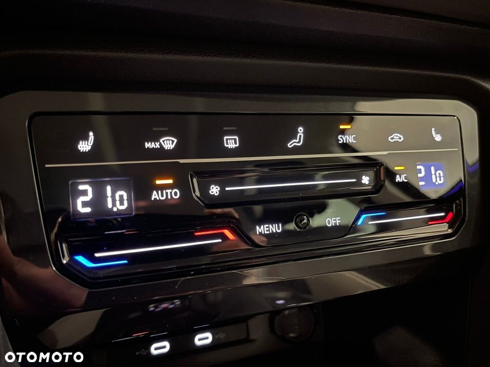 Volkswagen Tiguan 2.0 TSI 4Mot Urban Sport DSG - 24