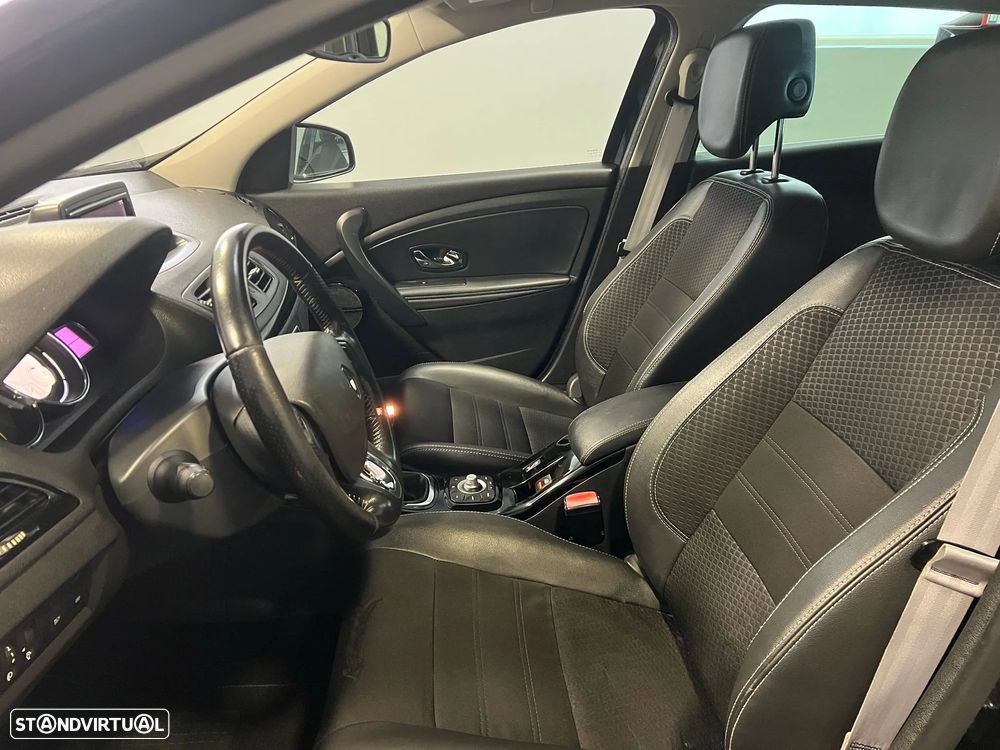 Renault Mégane Sport Tourer 1.5 dCi Bose Edition - 21