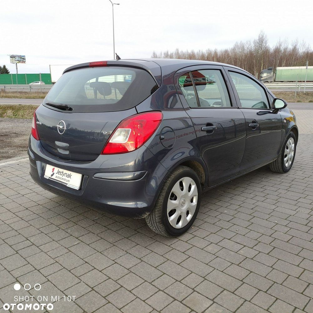 Opel Corsa - 10