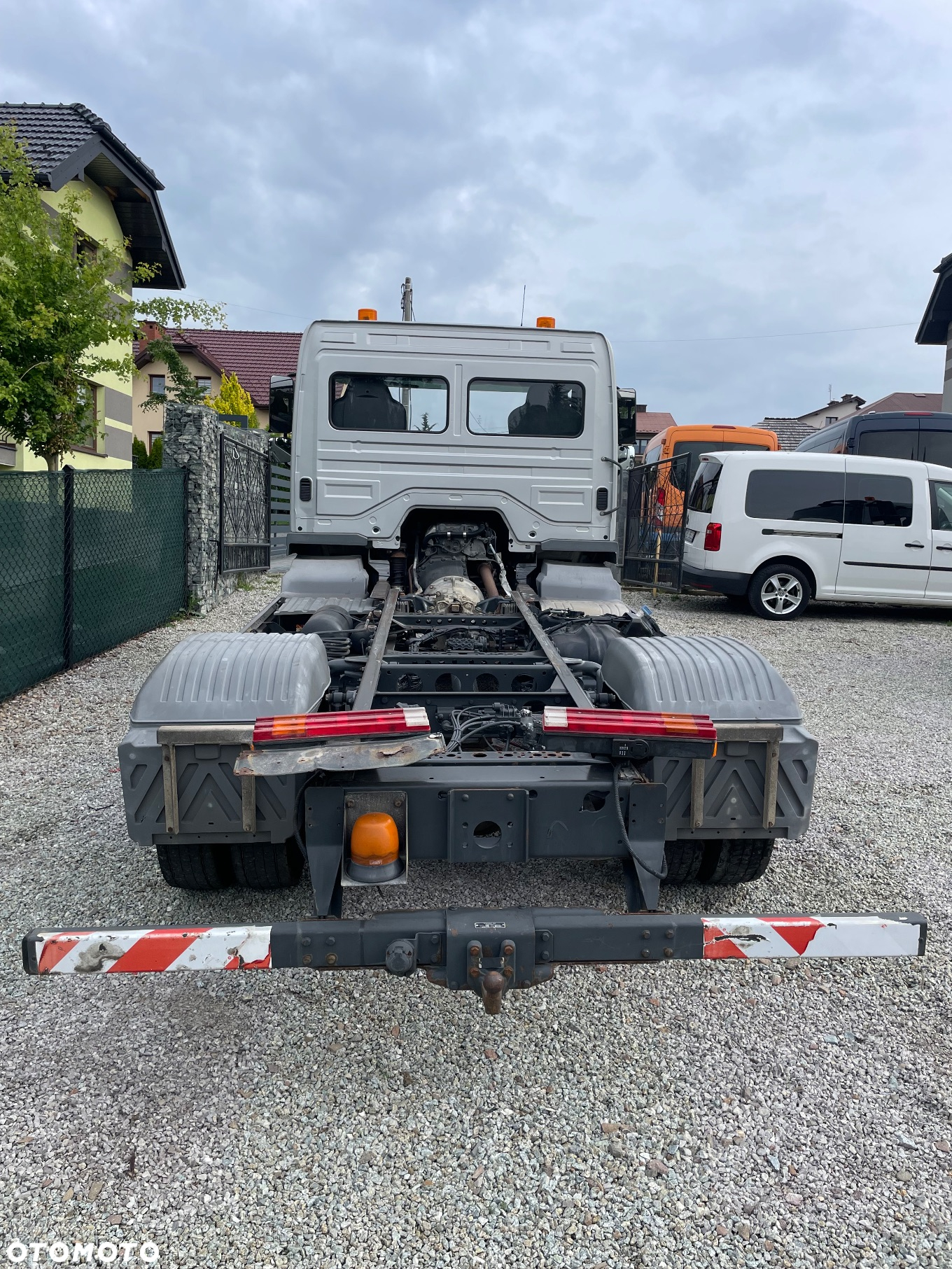 Mercedes-Benz ATEGO - 9
