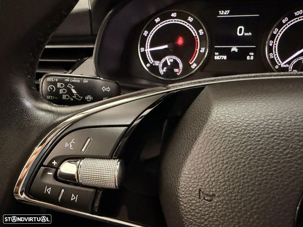 Skoda Kamiq 1.0 TSI Ambition - 19