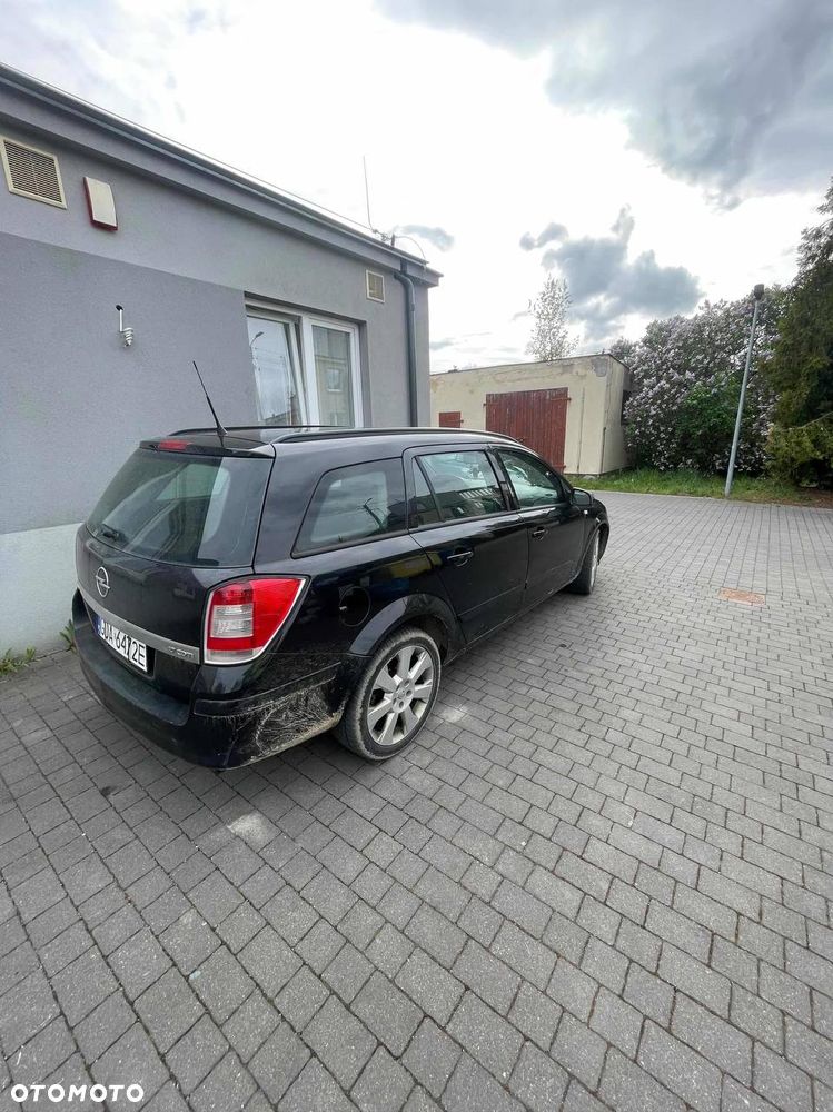 Opel Astra 1.7 CDTI Essentia - 4