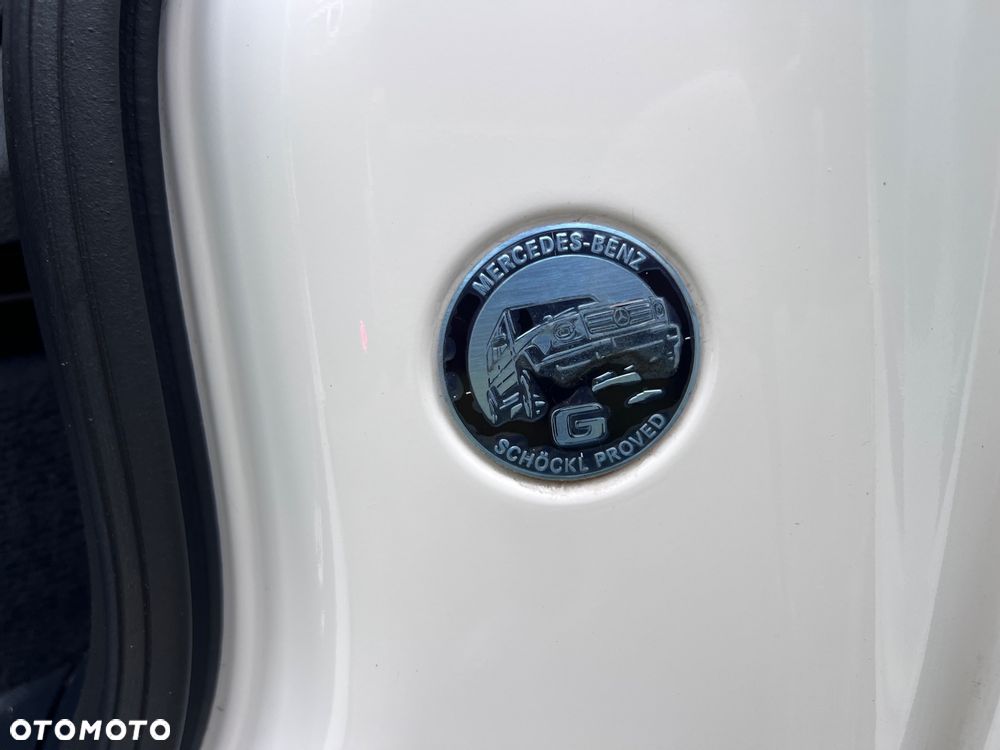 Mercedes-Benz Klasa G 400 d - 15