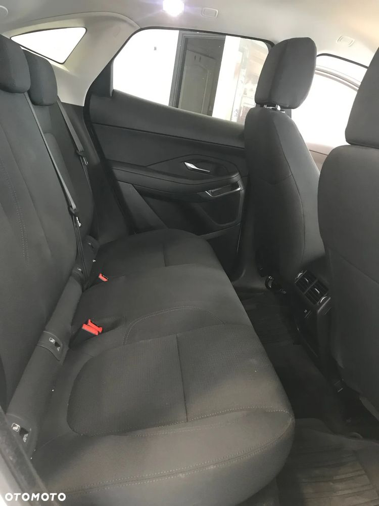 Jaguar E-Pace 2.0 i4D AWD - 32