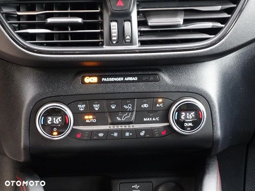 Ford Kuga 2.0 EcoBlue AWD ST-Line X - 14