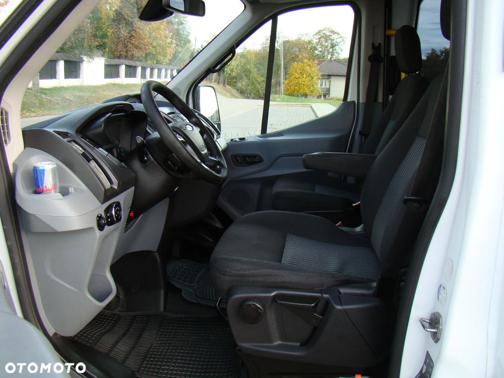 Ford Transit Kombi L3H2 Limited - 29