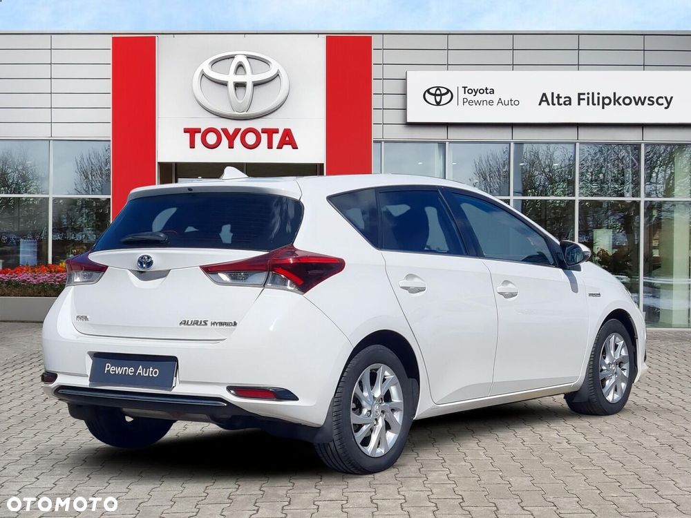Toyota Auris - 4