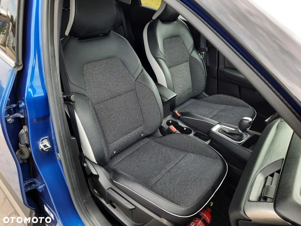 Renault Captur BLUE dCi 115 EDC INTENS - 24