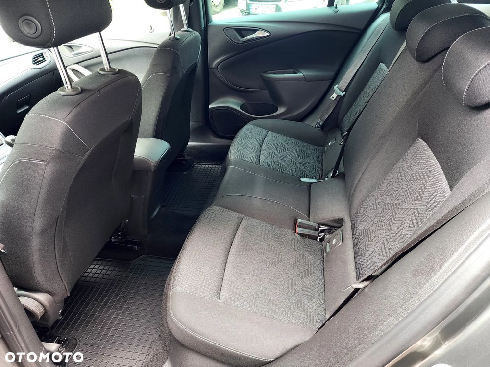 Opel Astra 1.4 Turbo Start/Stop Edition - 28