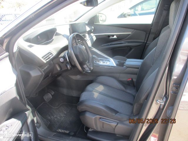 Peugeot 3008 BlueHDi 130 Stop & Start EAT8 Active - 6