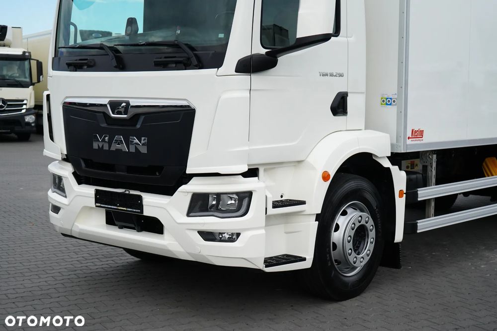 MAN TGM / 18.290 / EURO 6 / CHŁODNIA + WINDA / ŁAD. 8800 KG / 18 PALET - 36