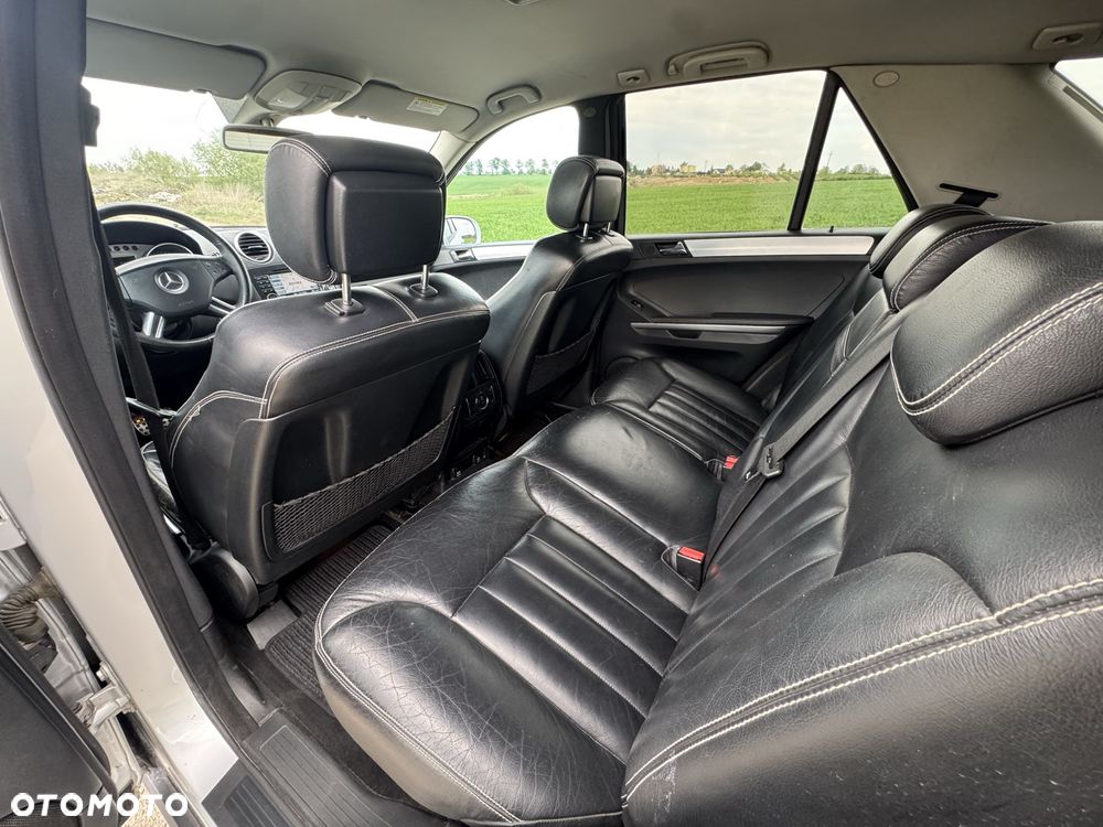 Mercedes-Benz ML - 8