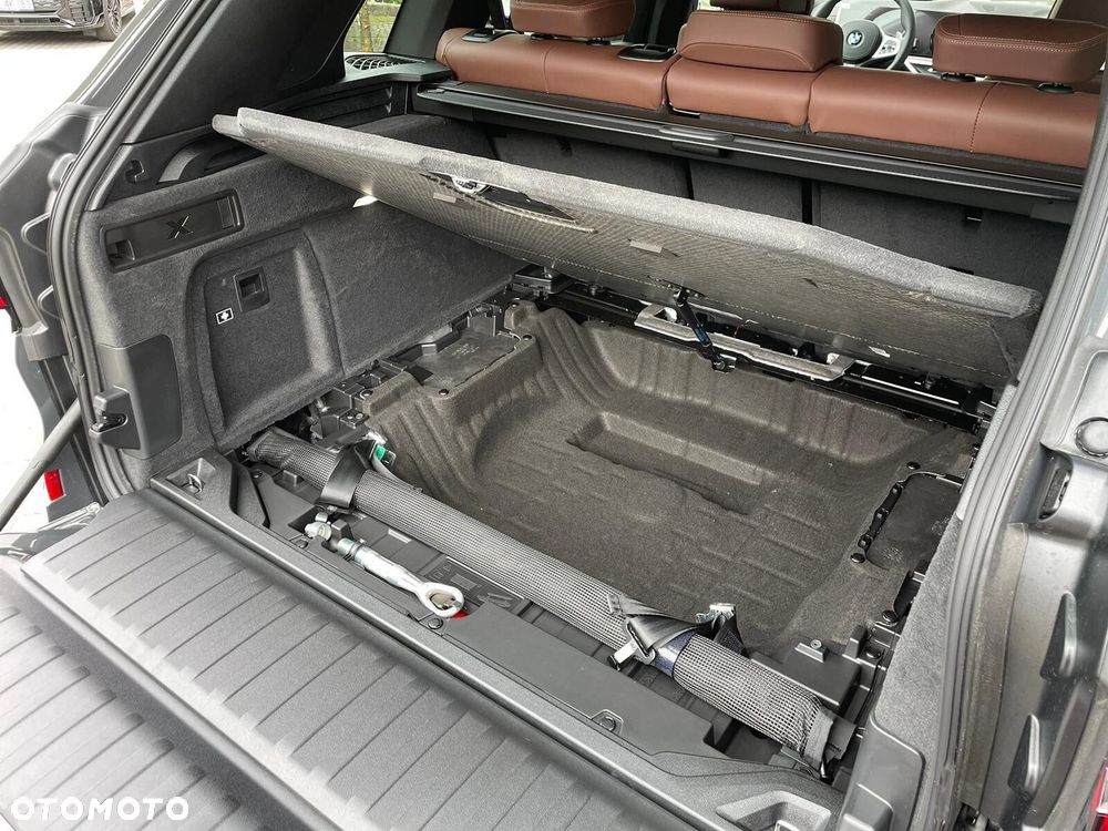 BMW X5 - 11