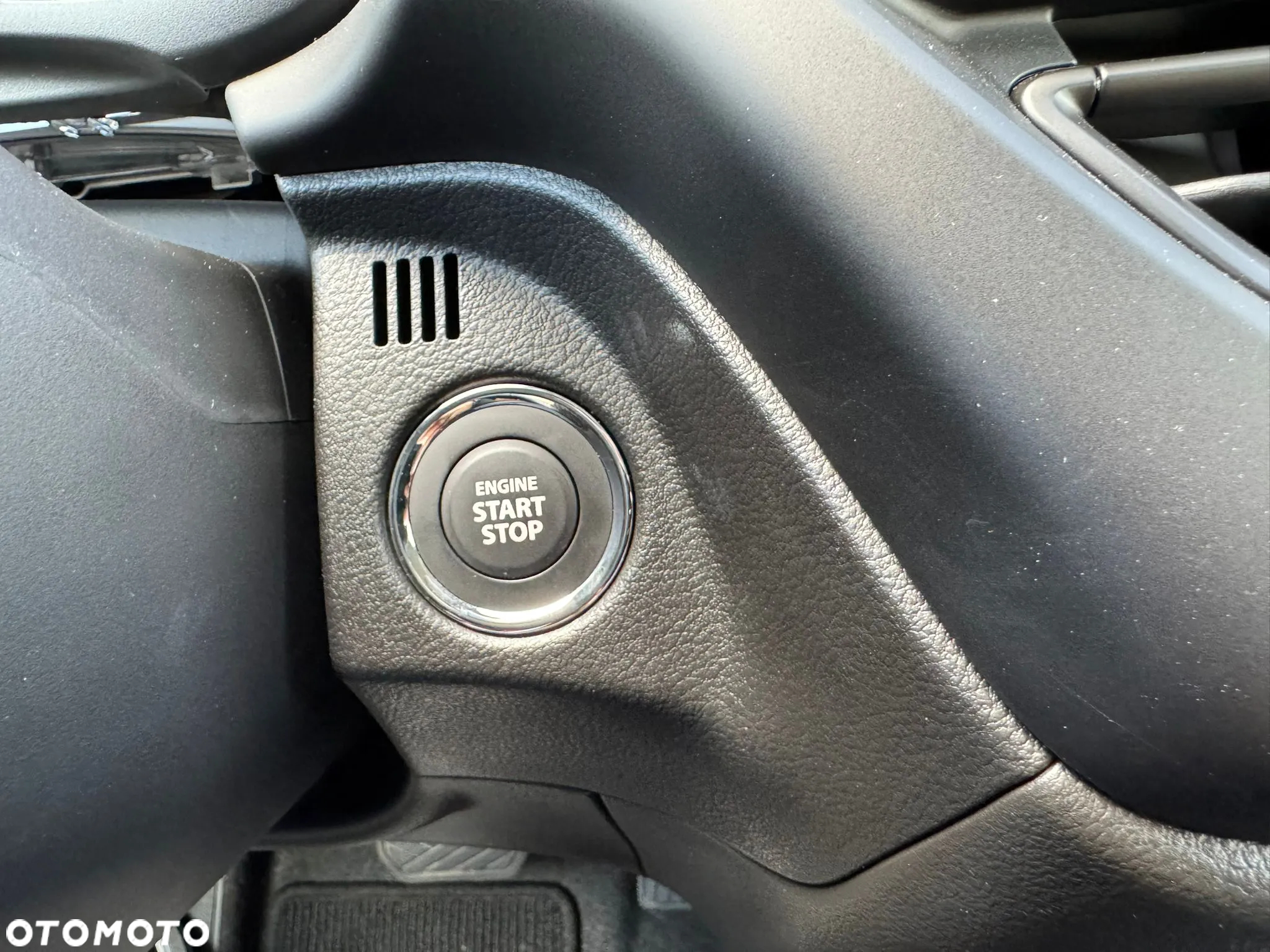 Suzuki SX4 S-Cross 1.5 DualJet Hybrid Premium Plus SP AGS - 9