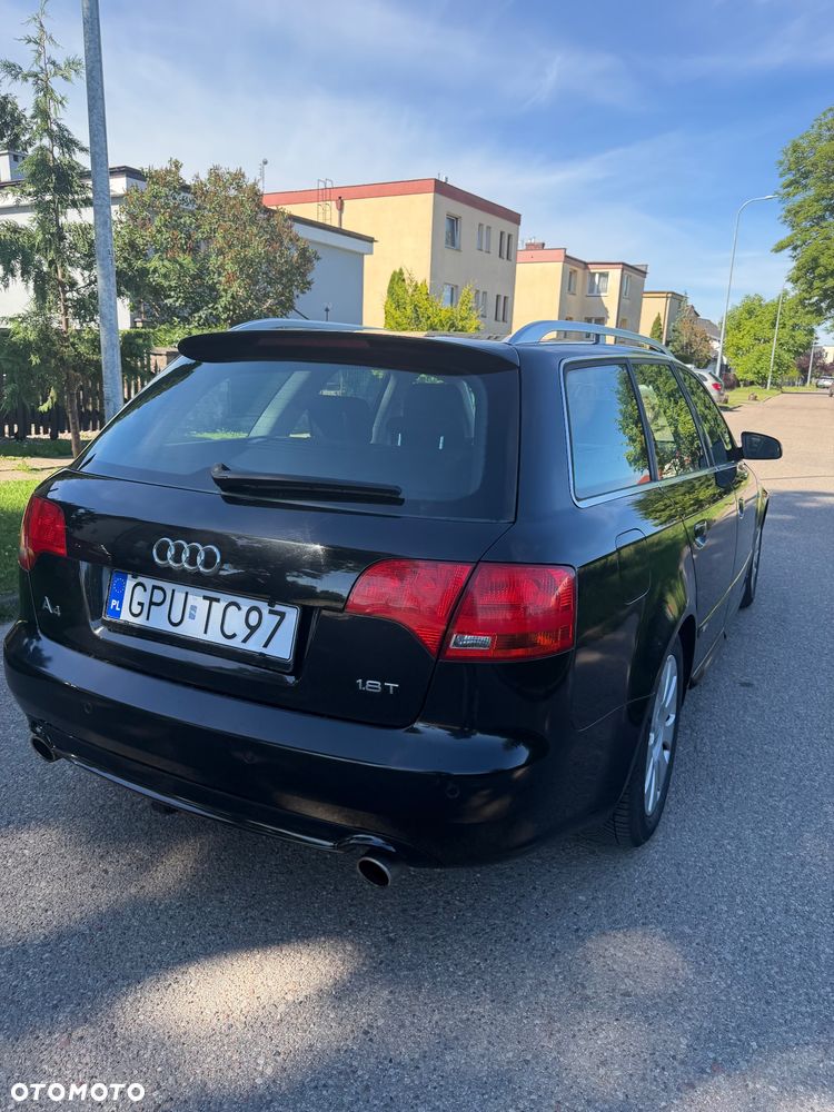 Audi A4 Avant 1.8T - 26