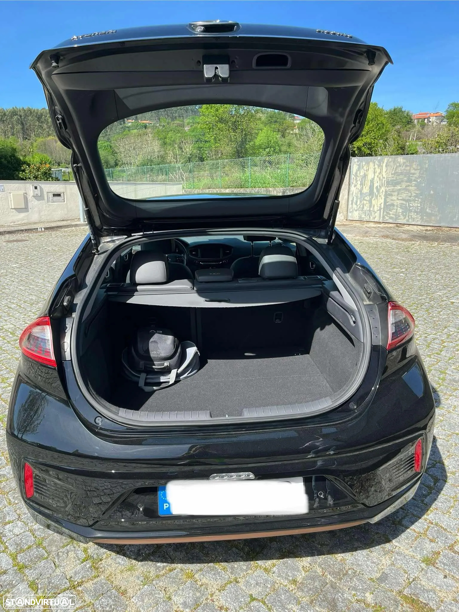 Hyundai Ioniq Elektro Premium - 13