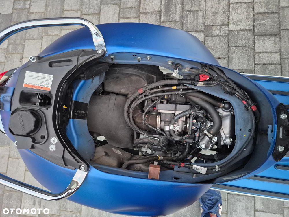 Vespa GTS - 19