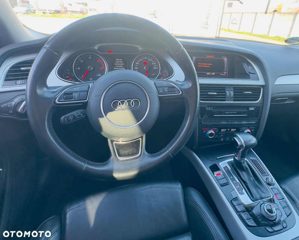 Audi A4 Avant 2.0 TDI DPF clean diesel multitronic S line Sportpaket - 12