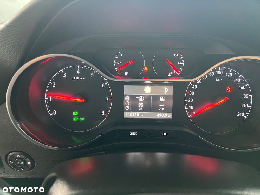 Opel Crossland X - 24