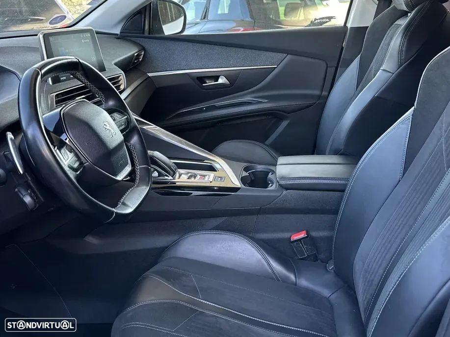 Peugeot 3008 PureTech 130 Stop & Start GPF EAT8 Crossway - 16
