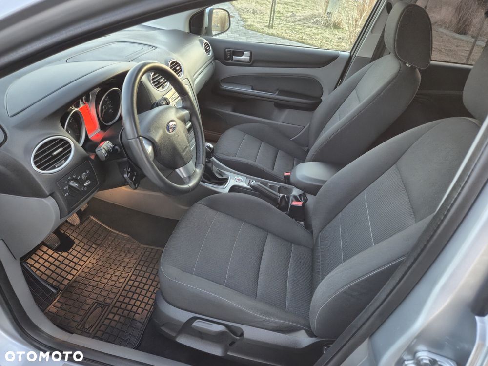 Ford Focus 1.6 16V Silver Magic - 7