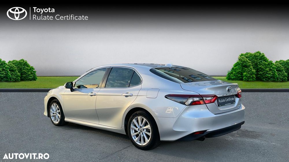 Toyota Camry 2.5 Hybrid Business - 4