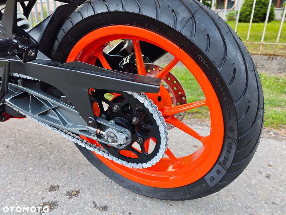KTM RC 125 - 6
