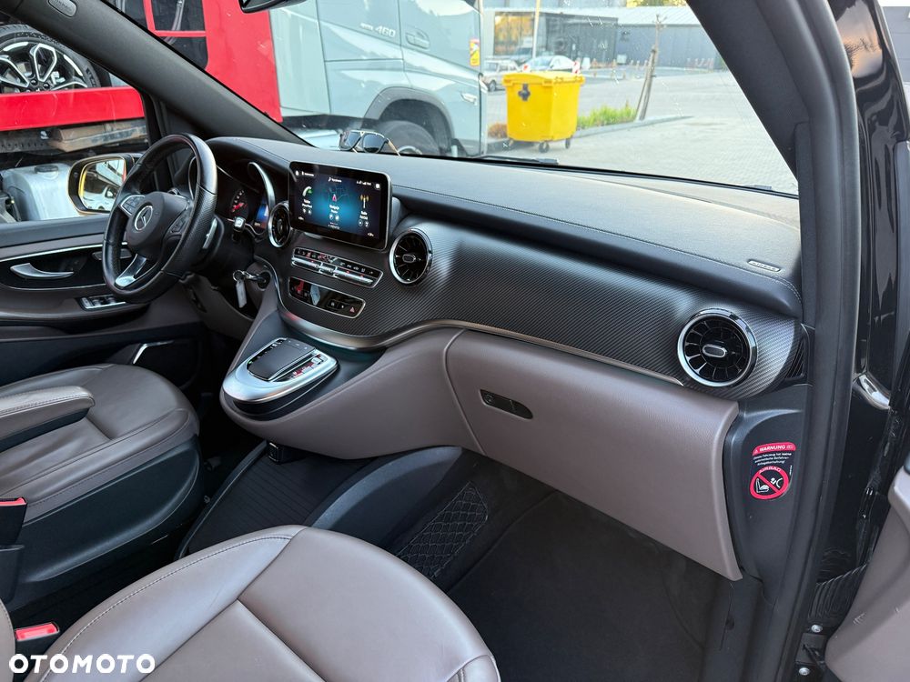 Mercedes-Benz Klasa V 300 d lang 9G-TRONIC Special Edition Avantgarde - 7