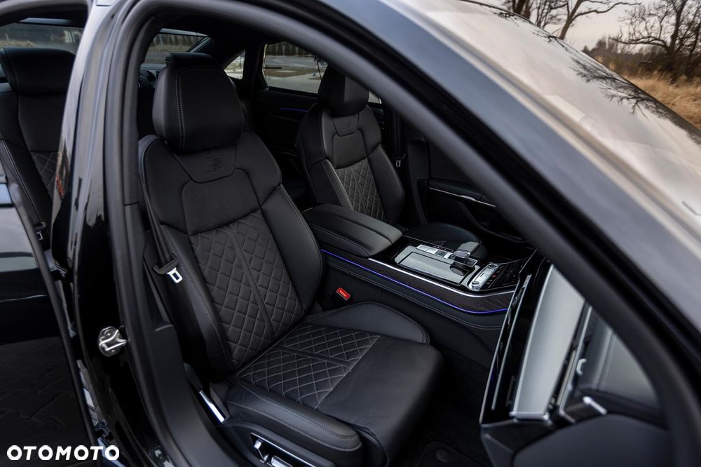 Audi A8 L 55 TFSI quattro tiptronic - 28