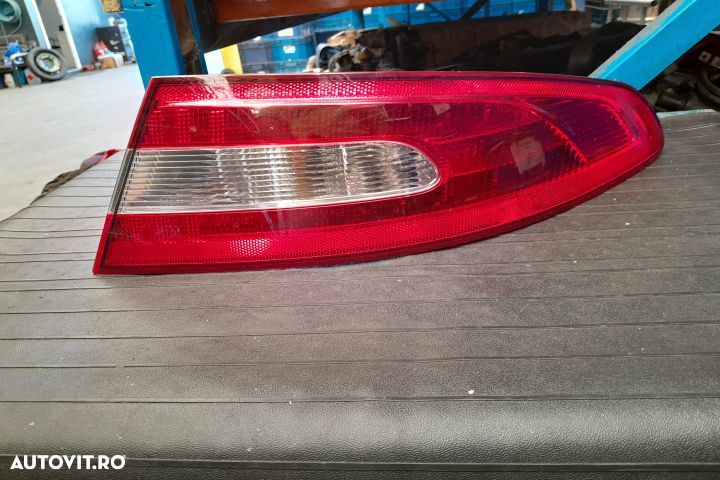 Lampa / Tripla stop stanga pe aripa 2VP238047-03 2VP238047-03 Jaguar - 1