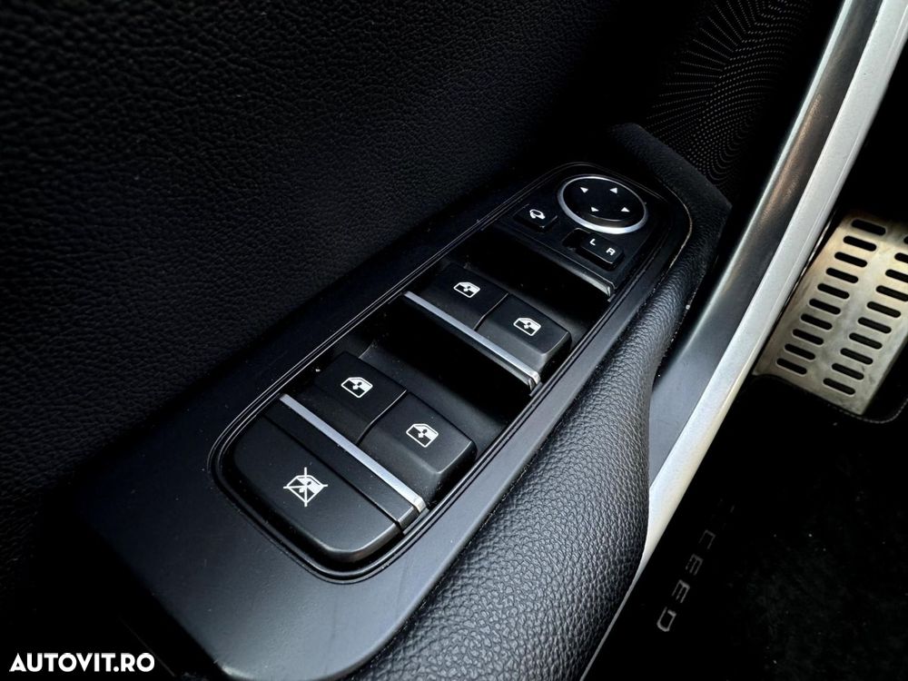 Kia XCeed - 13