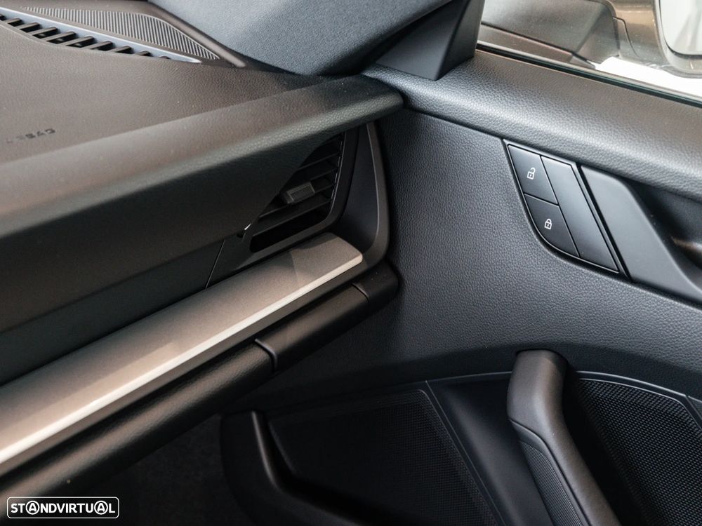 Porsche 911 (992) Carrera T PDK - 36